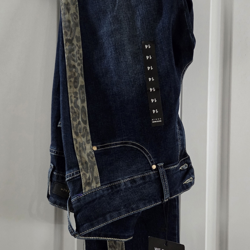 White Mark Dark Blue Denim Jeans with Leopard Detail